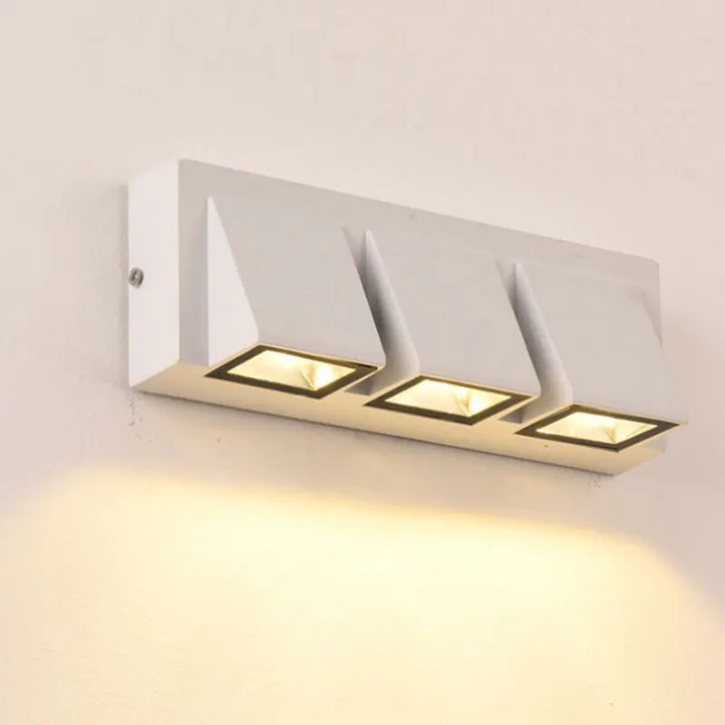 5W/10W Modern & Creative Outdoor LED Wall Lamps. Waterproof, suitable for courtyards, gates, terraces, balconies, and gardens.