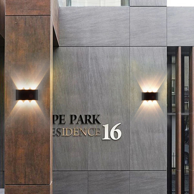 IP65 Waterproof Aluminum LED Wall Lamp. Available in 8W and 12W, suitable for outdoor garden use as well as interior lighting in bedrooms, living rooms, and on stairs.