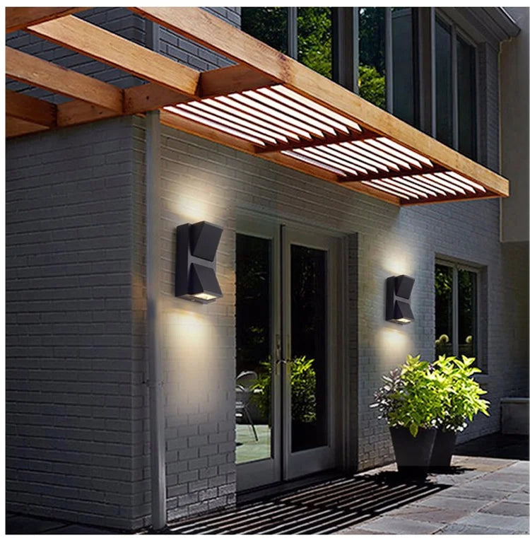 5W/10W Modern & Creative Outdoor LED Wall Lamps. Waterproof, suitable for courtyards, gates, terraces, balconies, and gardens.
